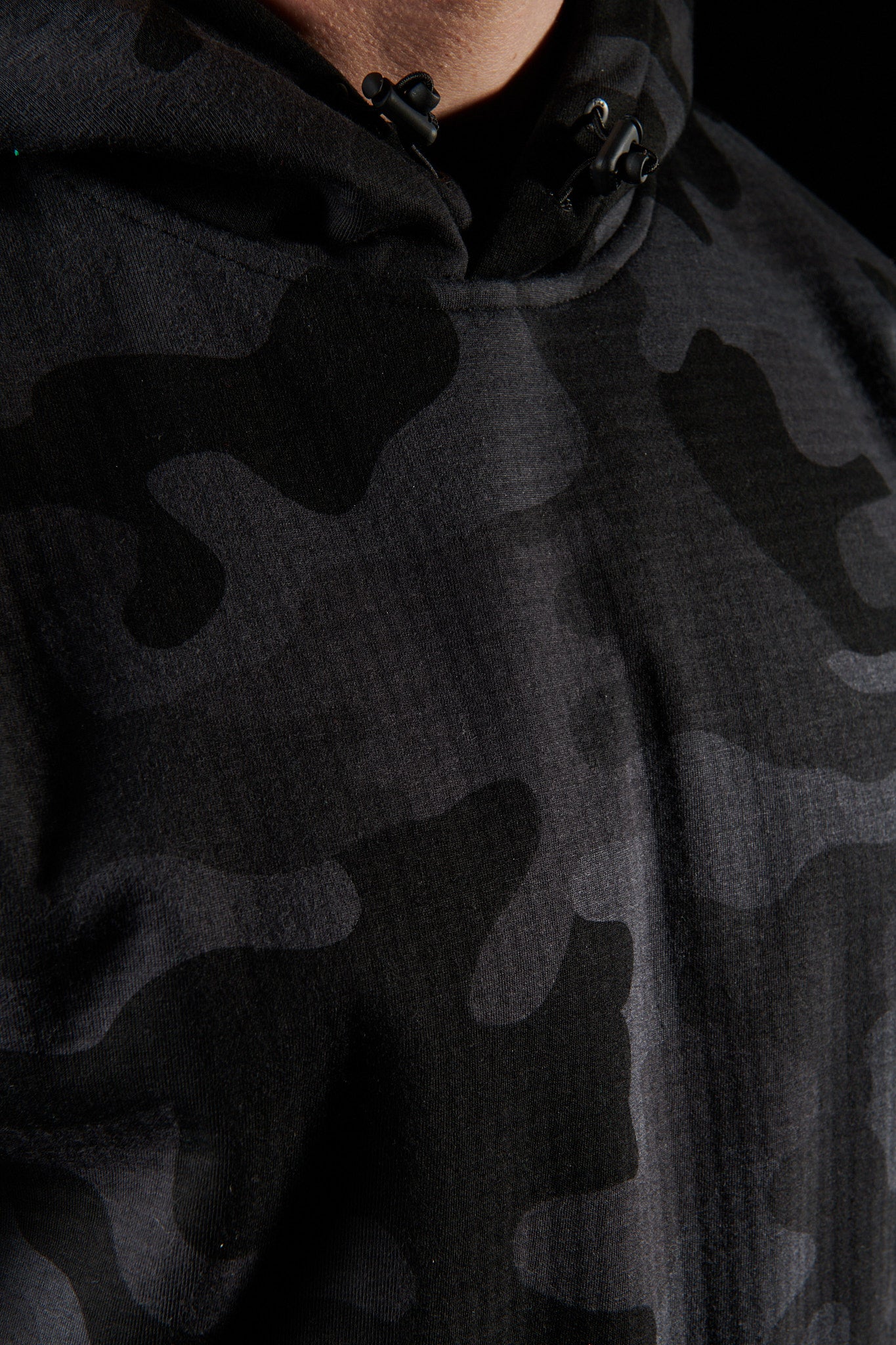 Close up shot of the chest of WF◆1 Black Camo